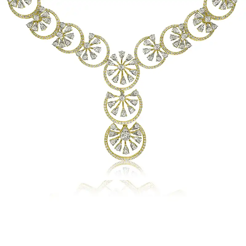 Floral Necklace Set in Gold & Diamond